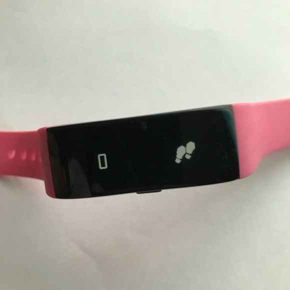 Fitbit - Picture 4 of 5